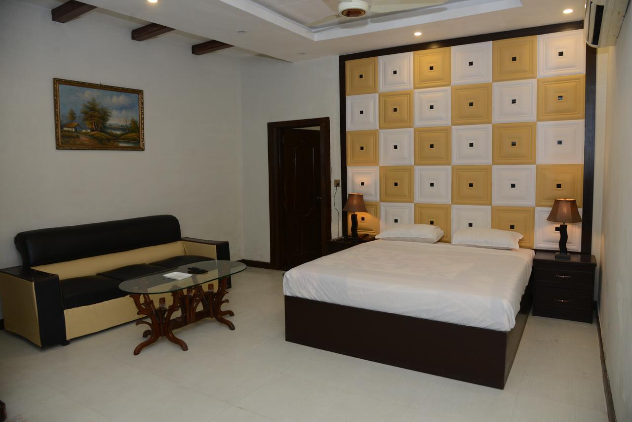 Gulberg Continental Hotel Lahaur Zewnętrze zdjęcie