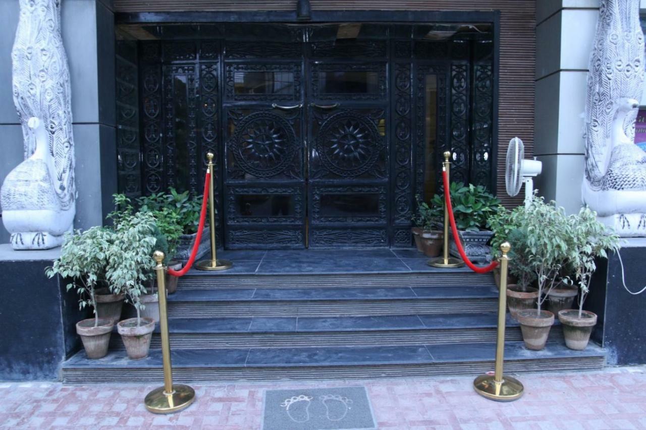 Gulberg Continental Hotel Lahaur Zewnętrze zdjęcie