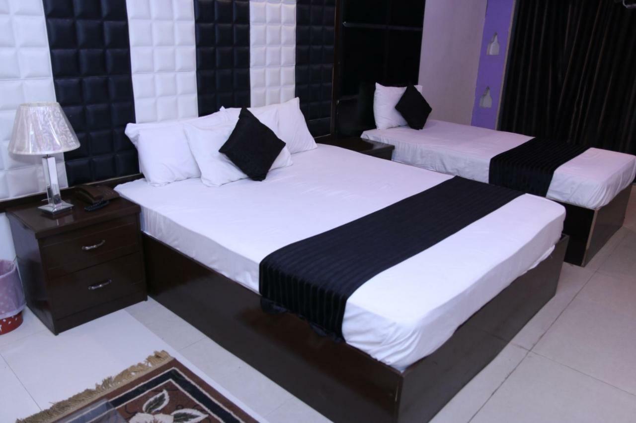 Gulberg Continental Hotel Lahaur Zewnętrze zdjęcie