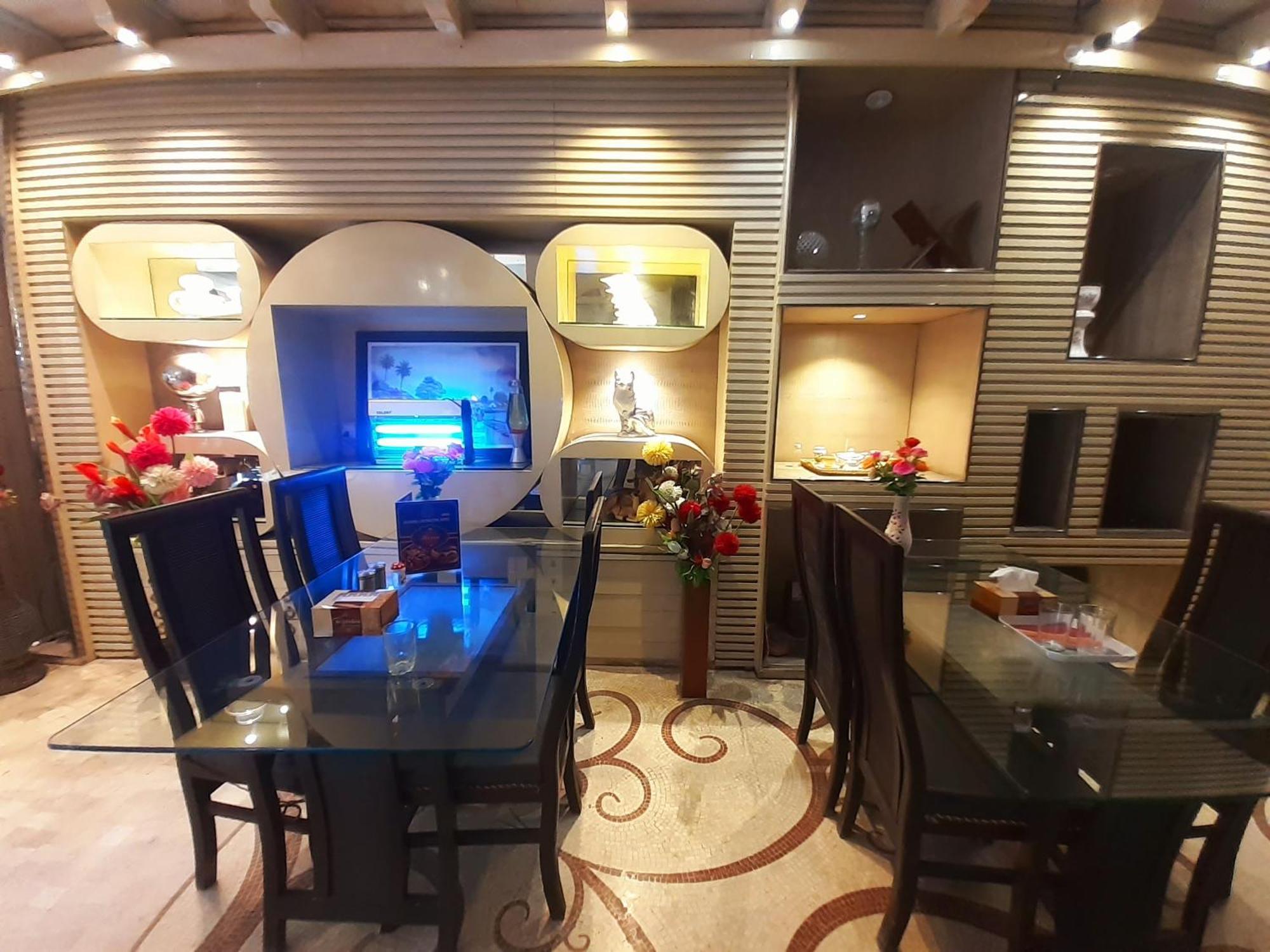 Gulberg Continental Hotel Lahaur Zewnętrze zdjęcie