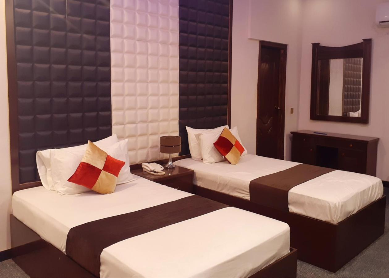 Gulberg Continental Hotel Lahaur Zewnętrze zdjęcie